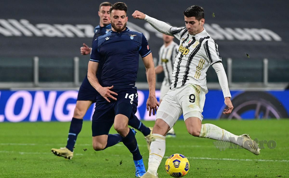 MORATA (kanan) meledak gol kedua Juventus. FOTO AFP