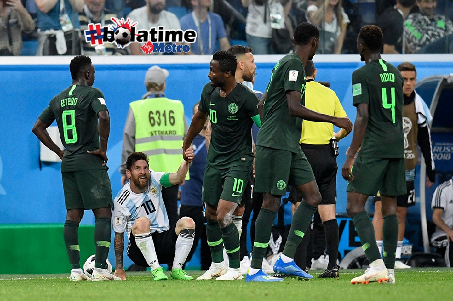 PEMAIN Nigeria (jersi hijau) banyak dibarisi pemain muda. FOTO/AFP 