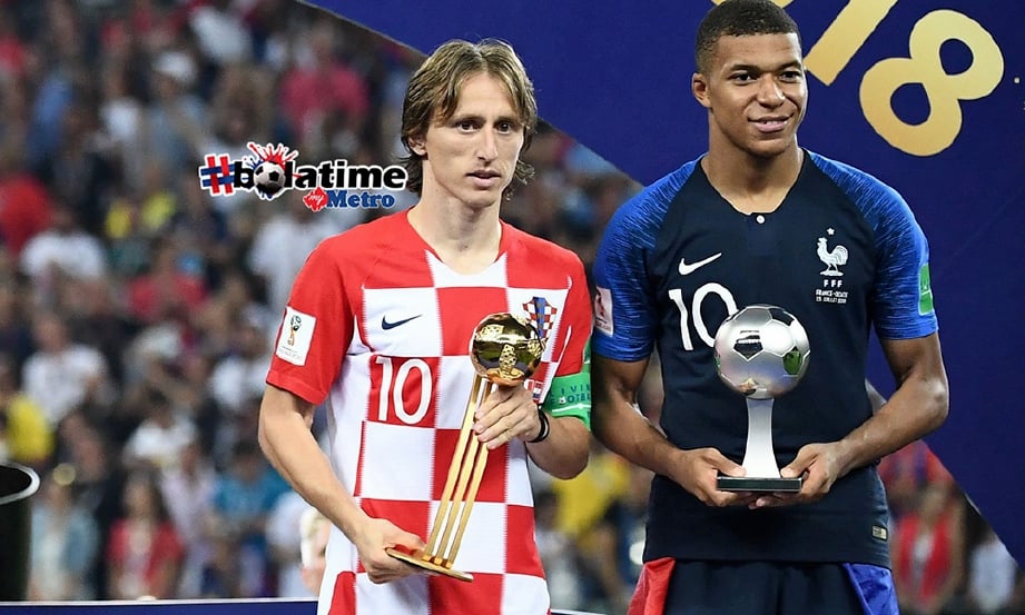  MBAPPE dianugerah sebagai Pemain Muda Terbaik FIFA manakala Modric menerima anugerah Bola Emas. FOTO/AFP 
