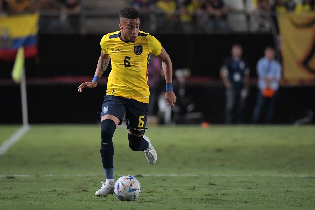 CASTILLO tiada dalam senarai skuad Ecuador ke Piala Dunia selepas status kewarganegaraannya mencetuskan kontroversi. FOTO AFP 