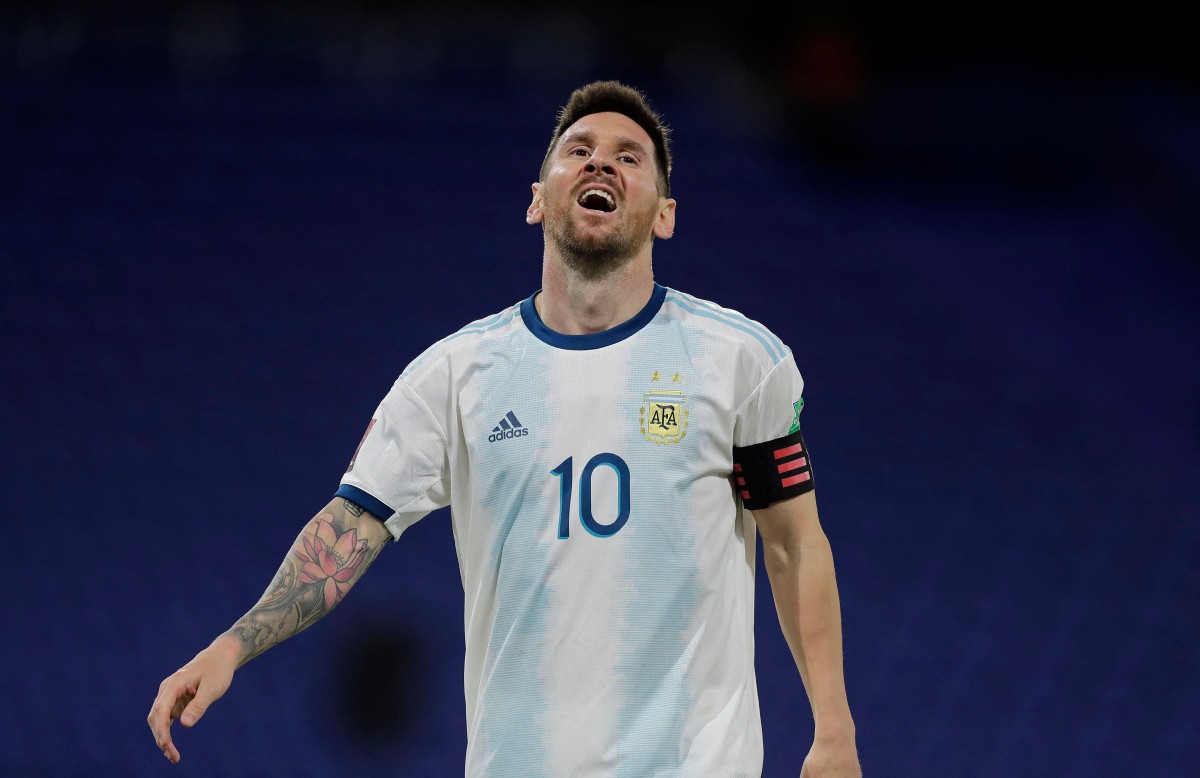 Kapten Argentina, Lionel Messi tidak disenaraikan bagi kelayakan Piala Dunia berdepan Chile dan Colombia. FOTO AFP