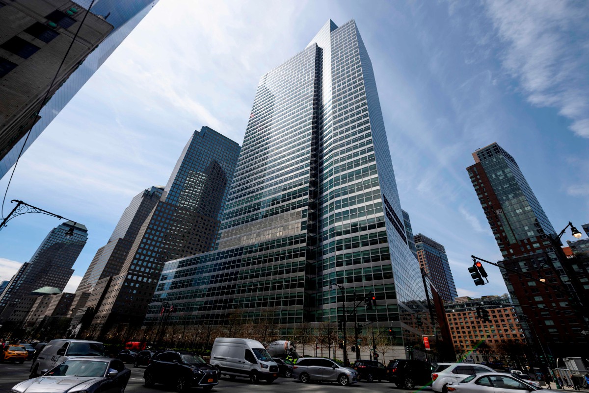 Ibu pejabat  Goldman Sachs di New York. FOTO AFP 