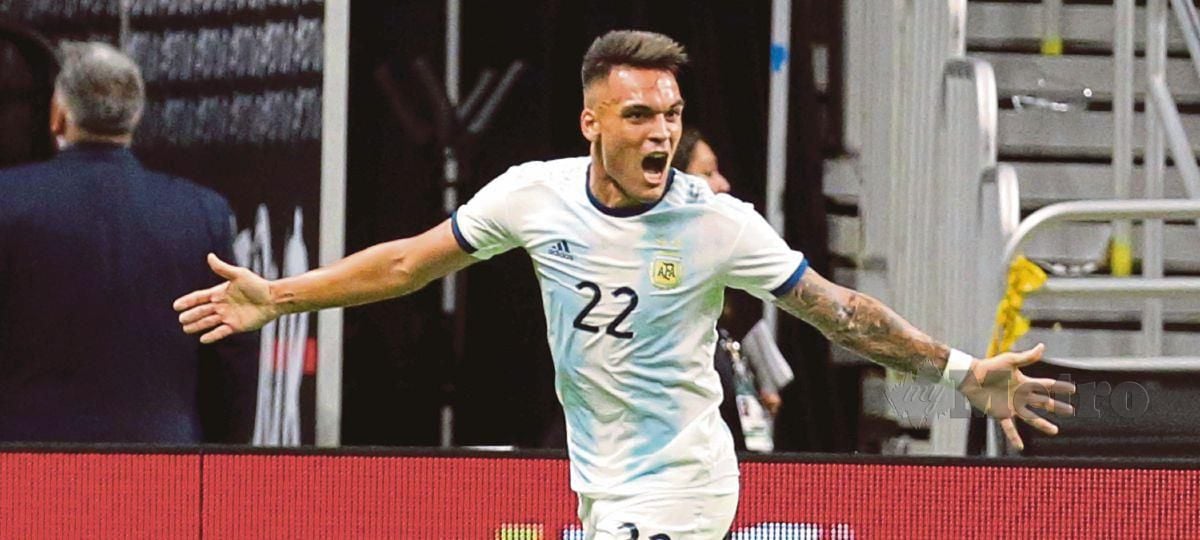 Lautaro Martinez meledak gol kedua Argentina. FOTO File AFP