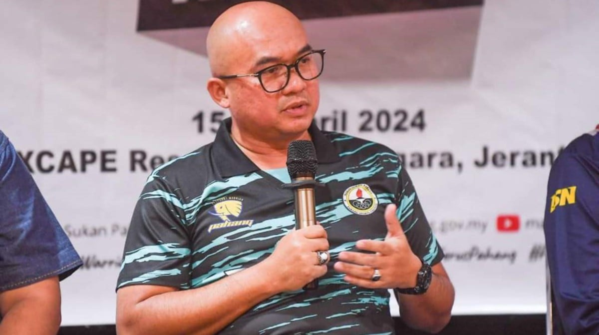 FADZLI percaya komitmen tinggi atlet terutama barisan kejurulatihan mampu meletakkan kedudukan terbaik buat kontinjen Pahang.  FOTO Ihsan Fadzli Mohamad Kamal
