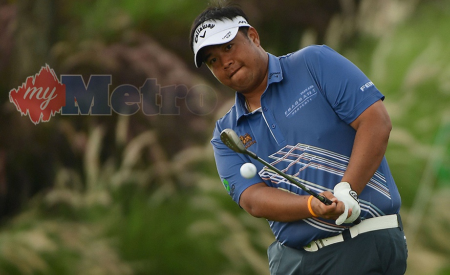 KIRADECH melakukan eagle di lubang terakhir kejohanan Masters Indonesia semalam. FOTO/REUTERS 