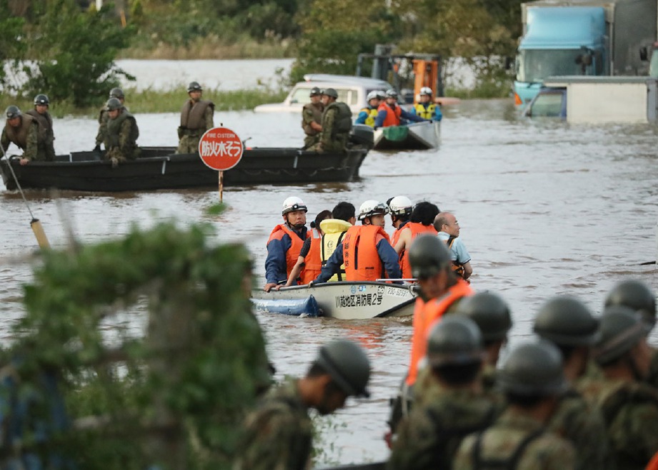 USAHA menyelamat giat dilakukan di wilayah Kawagoe, Saitama, Jepun. FOTO AFP