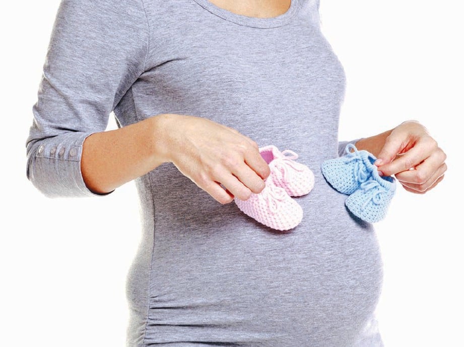 BENTUK perut ibu hamil tiada kaitan dengan jantina bakal bayi.