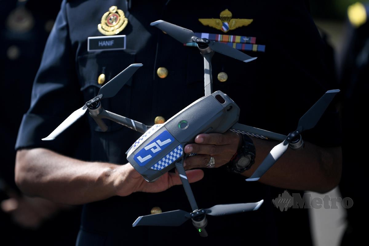JPJ menggunakan dron untuk memantau keadaan trafik sepanjang Op Hari Raya Aidilfitri. FOTO arkib Bernama 