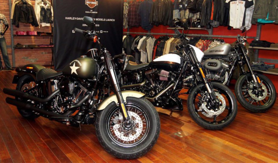 BARISAN model Harley-Davidson terkini.