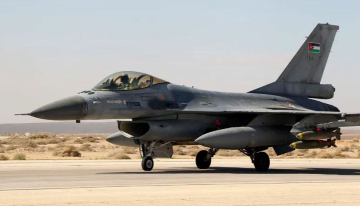 PESAWAT Tentera Udara Jordan. FOTO Agensi Berita Petra/ Reuters