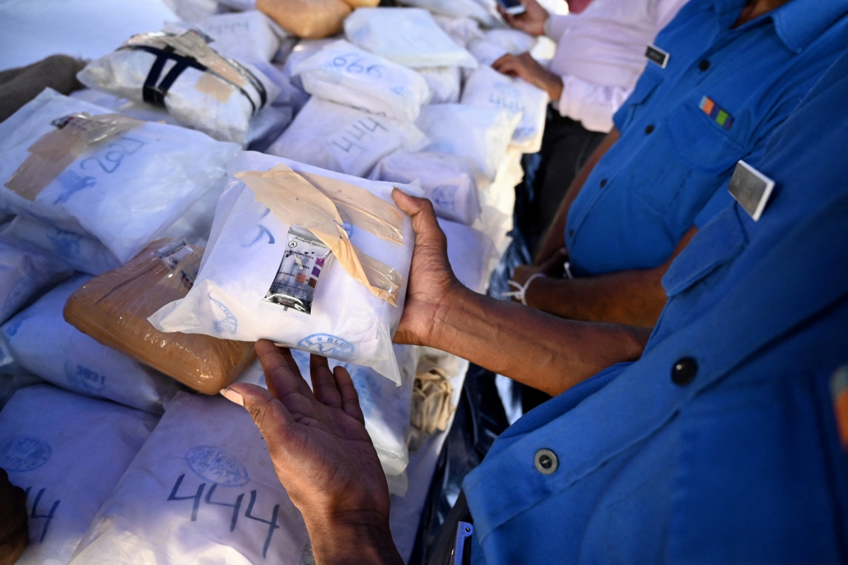 FOTO fail menunjukkan rampasan heroin bernilai jutaan dolar Amerika Syarikat di perairan Colombo pada Januari 2022. FOTO AFP 