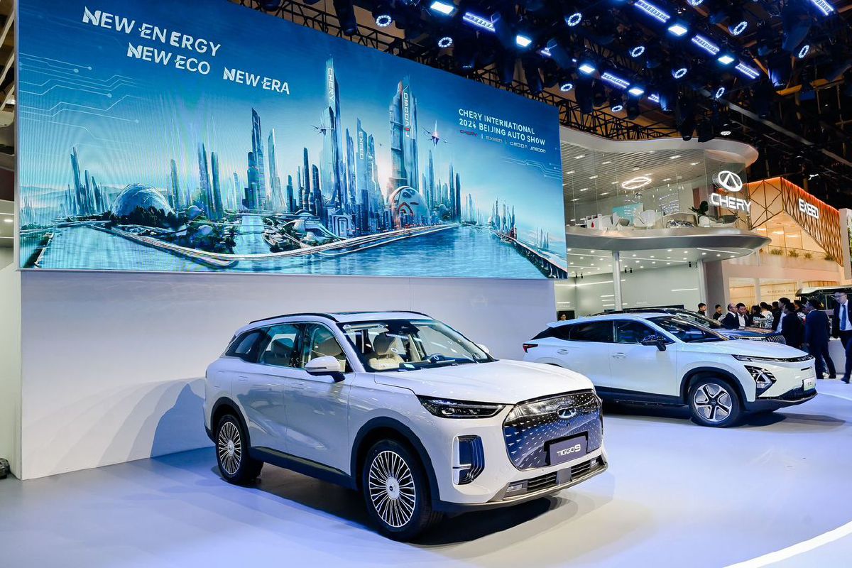 TIGGO 9 dipamerkan di Pameran Automotif Antarabangsa Beijing ke-18 (Auto China) 2024 di Beijing.  