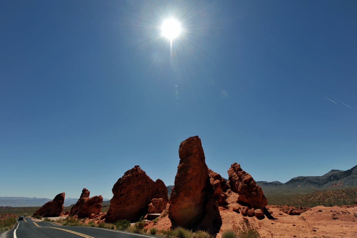 SALAH satu formasi batuan dikenali sebagai Seven Sisters di  Taman Negeri Valley of Fire, Nevada. FOTO AFP