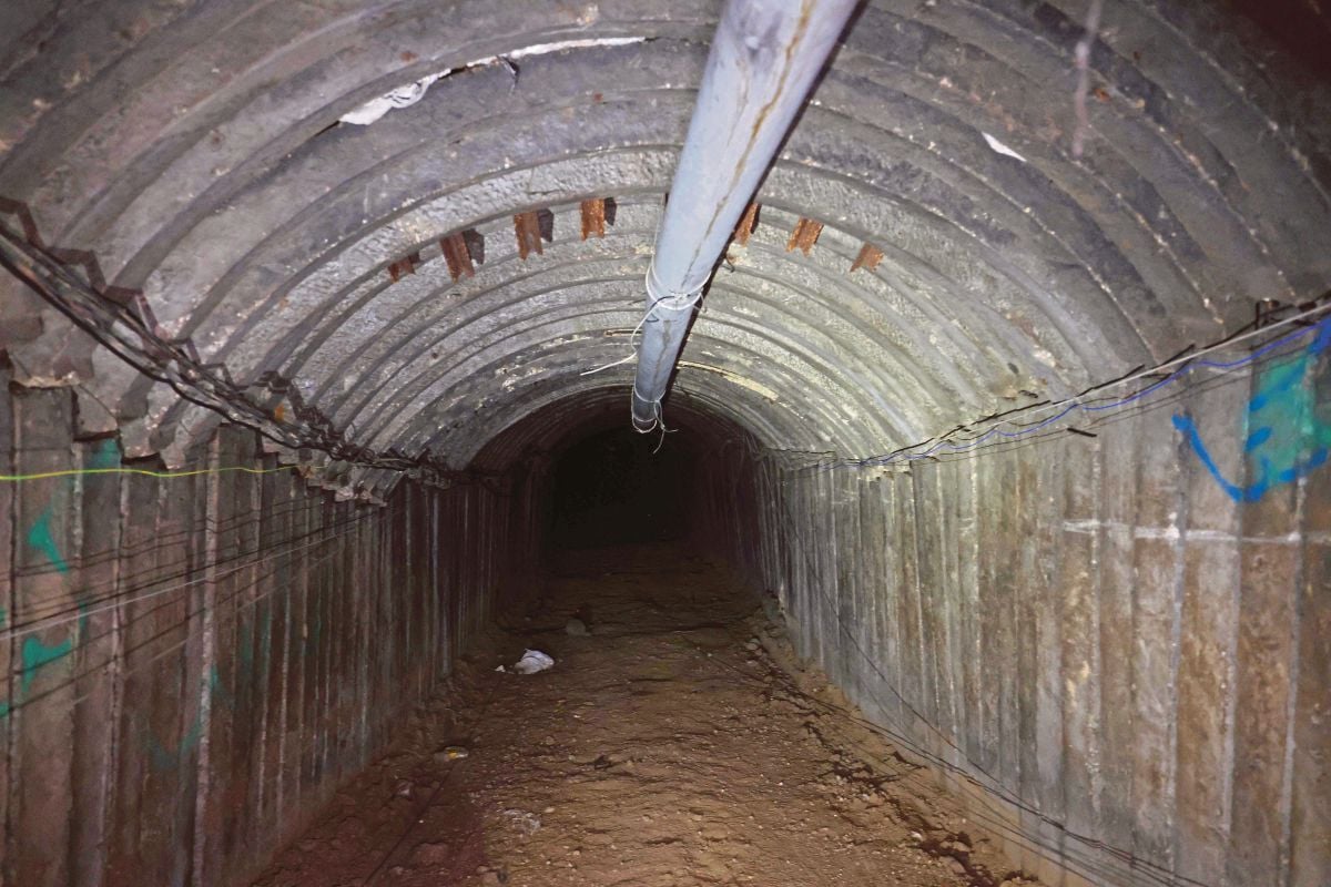 SALAH satu terowong yang didakwa digunakan Hamas di Gaza. FOTO AFP