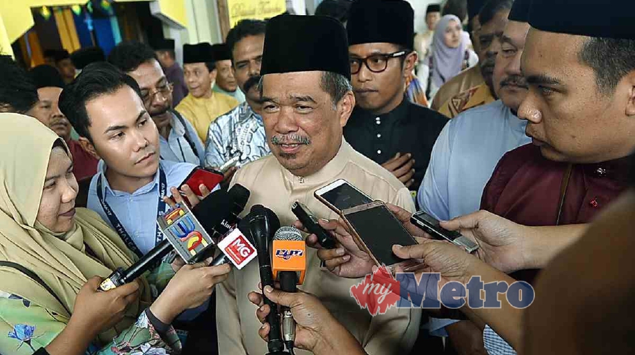 Mat Sabu terkejut Najib ditahan  Harian Metro