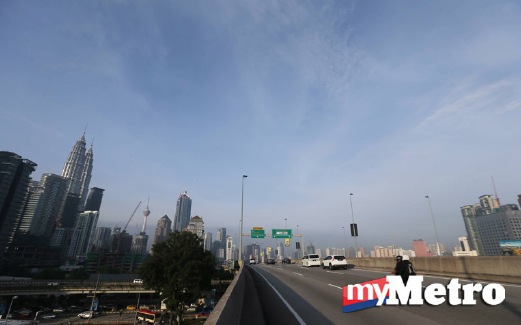 KUALITI udara sekitar Kuala Lumpur semakin pulih. FOTO Yazit Razali