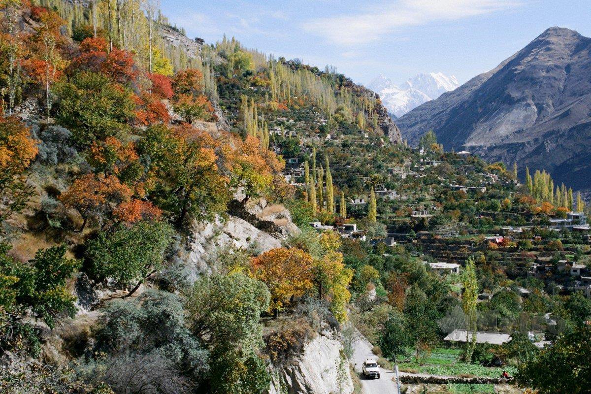 PEMANDANGAN musim luruh di Lembah Hunza ketika berada di Karimabad. 