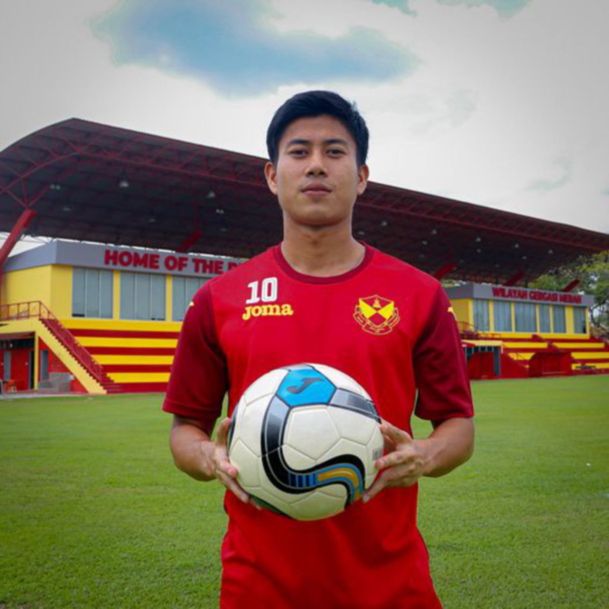 Pemain import dari Myanmar, Hein Htet Aung tonggak pasukan Selangor FC. FOTO Ihsan Selangor FC