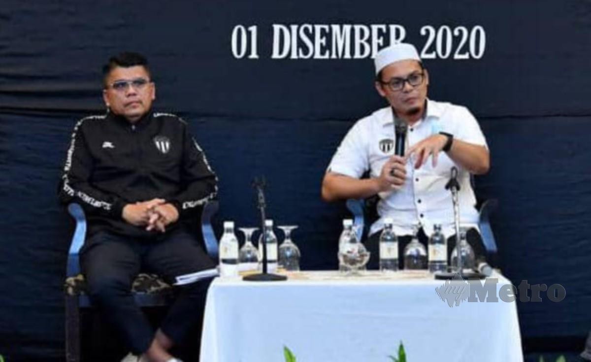 HISHAMUDDIN (kanan) mengumumkan peletakan jawatan bermula 1 Januari 2021. FOTO MALIK MUHAMAD