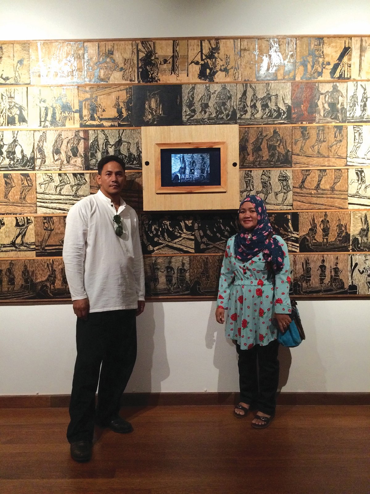 BAPA dan ibu Hafizzuddin hadir ke Balai Seni Negara untuk melihat hasil sentuhan beliau.