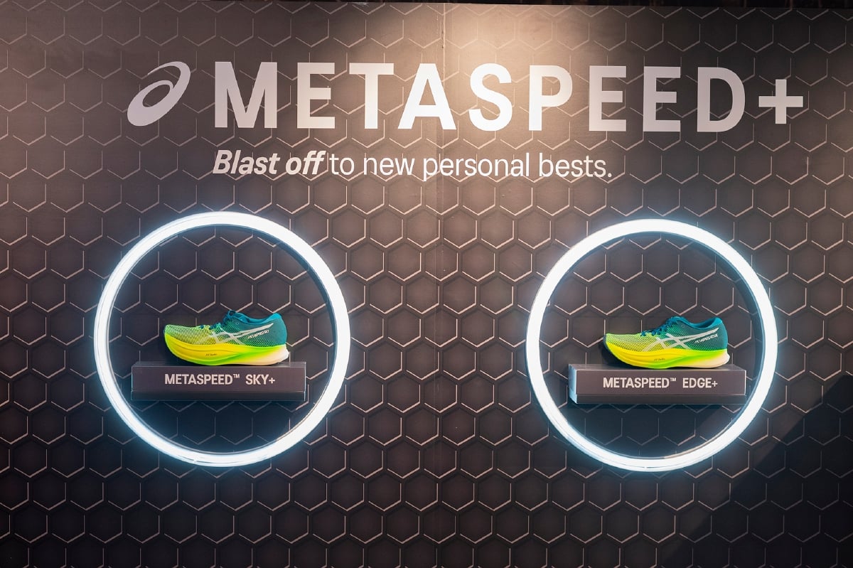 KASUT larian Metaspeed+ untuk prestasi larian yang lebih baik.