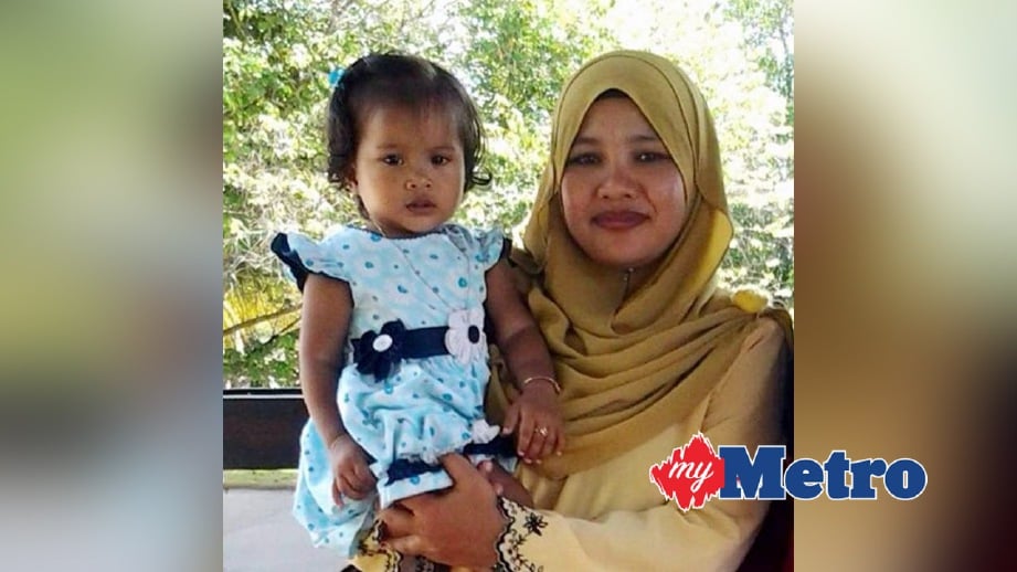 SITI Noor Shahtun dan anaknya, Nur Asni Khaisara tidak pulang ke rumah sejak Sabtu. FOTO Nor Raidah Awang