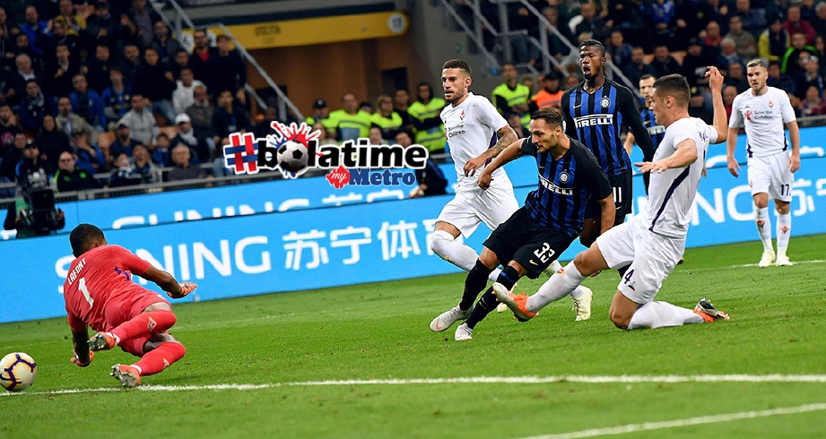 DANILO (tengah) ketika meledakkan gol kemenangan Inter. FOTO/EPA  