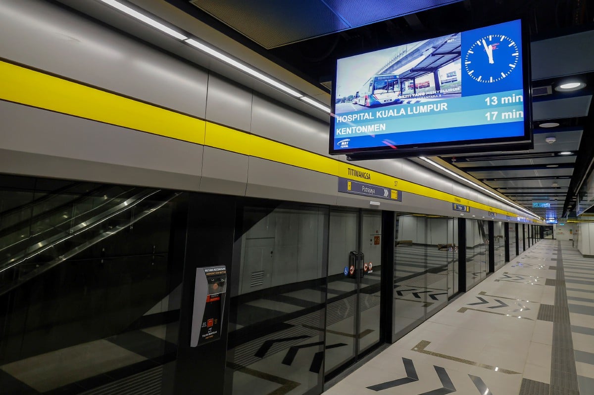PERKHIDMATAN MRT Laluan Putrajaya Fasa Dua bakal beroperasi 16 Mac ini. FOTO Bernama