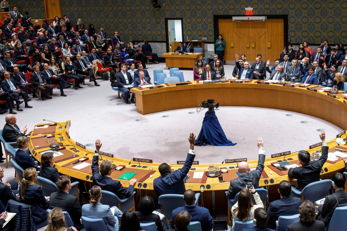 AHLI Majlis Keselamatan PBB mengundi mengenai draf resolusi keahlian penuh Palestin. FOTO Reuters