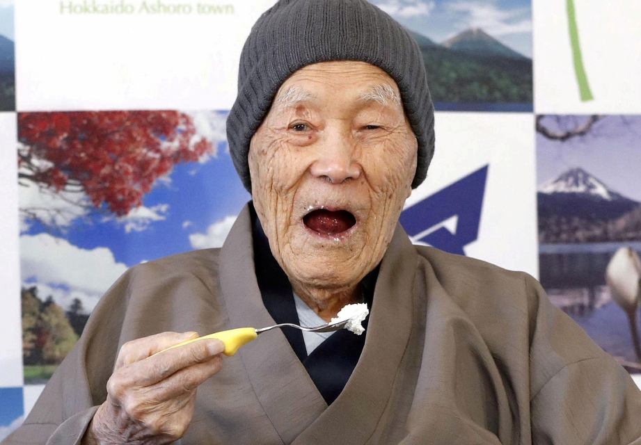 Lelaki tertua dunia, Masazo Nonaka. FOTO Reuters