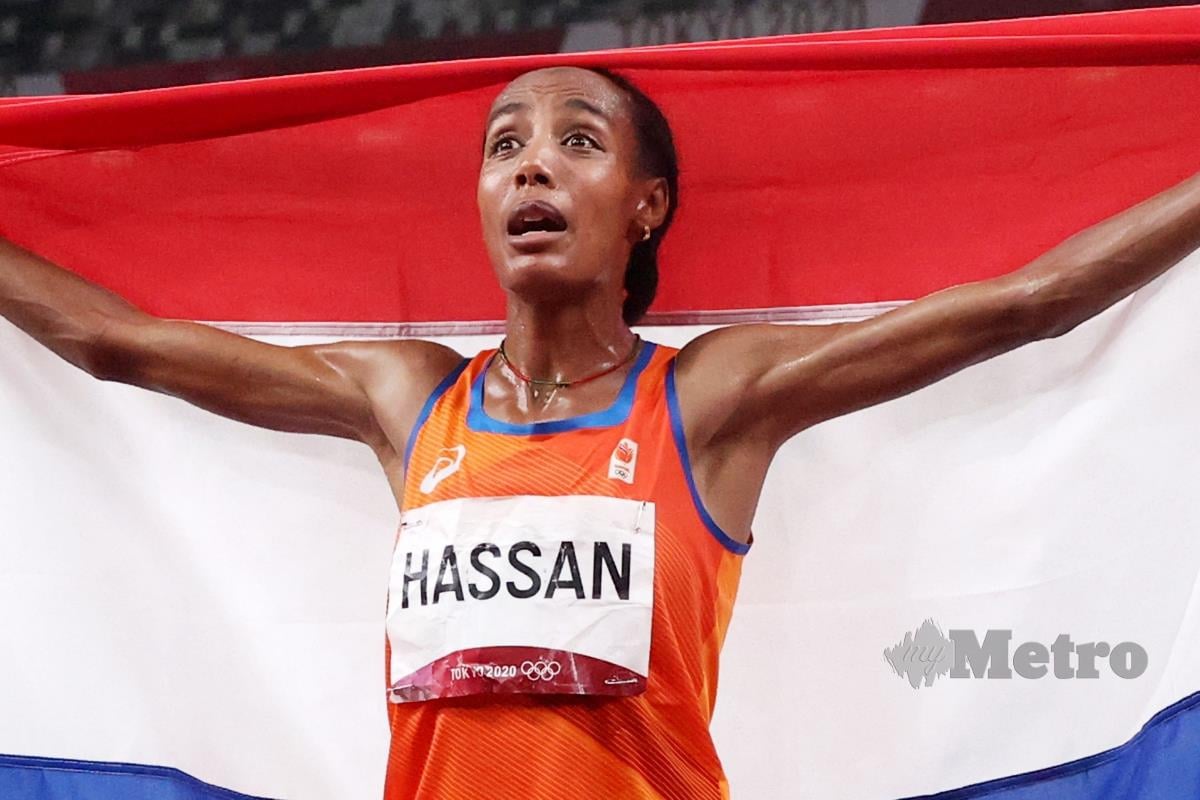 PELARI Belanda, Sifan Hassan menang pingat emas acara 5,000m wanita di Tokyo 2020, hari ini. FOTO EPA