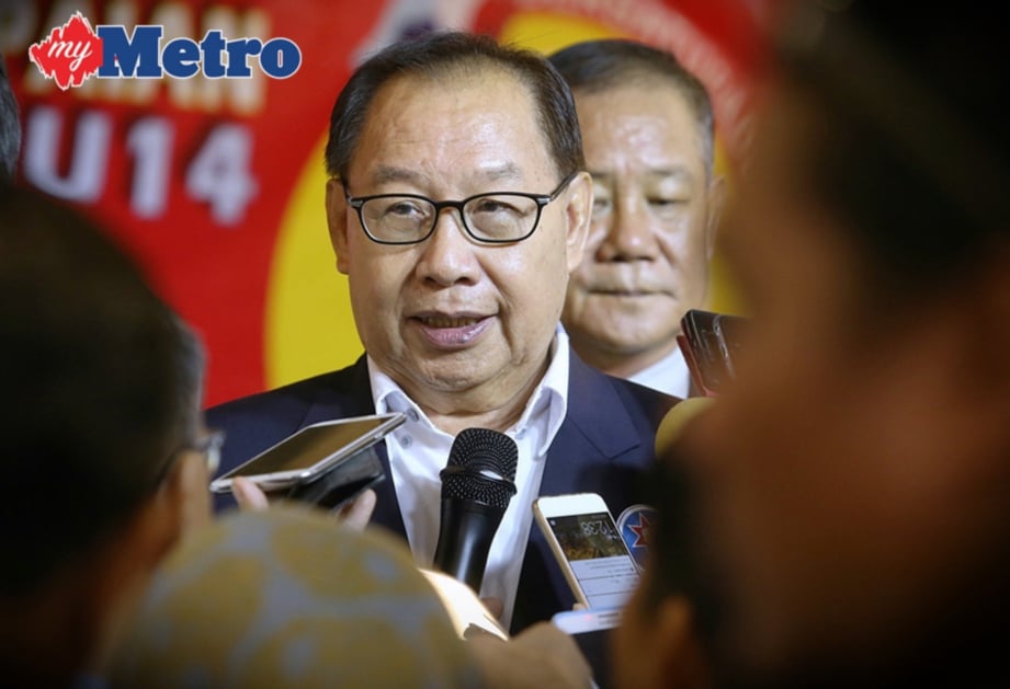 JEFFREY antara dilantik sebagai Timbalan Ketua Menteri Sabah. FOTO/FAIL 