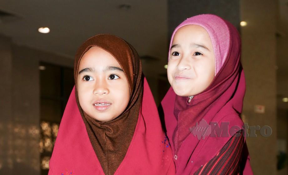 MAHKAMAH Tinggi Syariah menetapkan 9 Mei depan sebagai keputusan hadanah dua kanak-kanak yang kematian ibu bapa dalam kemalangan di Lebuhraya Duta-Ulu Kelang (DUKE) pada Mei 2015, berhubung pilihan mereka untuk tinggal dengan nenek, Wirda Syamsuddin atau ibu saudara, Yusnidah Hussain di Mahkamah Syariah Wilayah Persekutuan Kuala Lumpur. FOTO Rosela Ismail