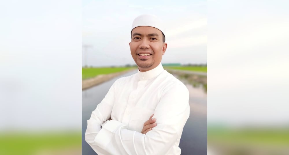 Pensyarah Fiqh Fatwa Kontemporari, Pusat Kajian Syariah, Fakulti Pengajian Islam, Universiti Kebangsaan Malaysia (UKM), Prof Madya Datuk Dr Mohd Izhar Ariff. 