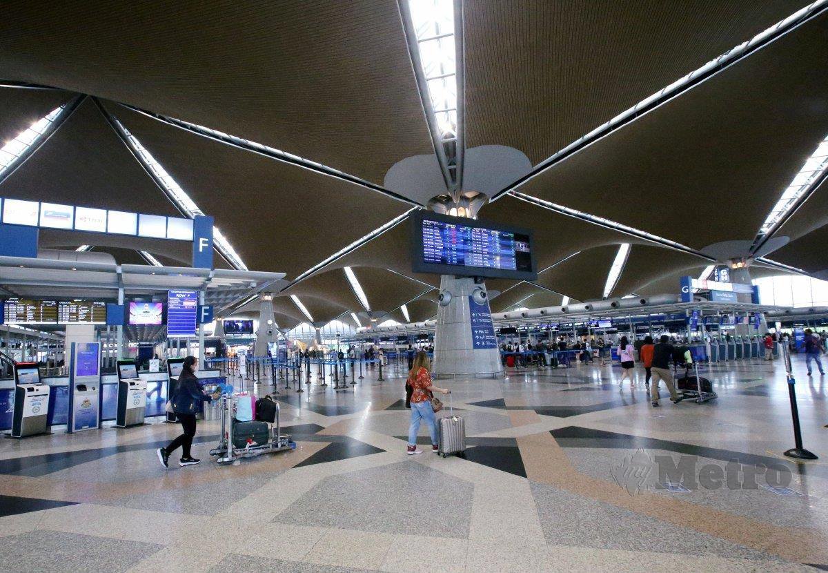 Lapangan terbang antarabangsa di malaysia
