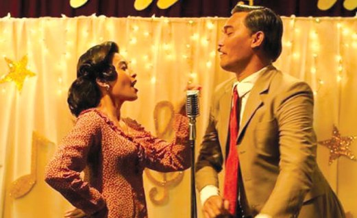 SALOMA Biopic, lakonan Nabila Huda sebagai Saloma dan Azhan Rani (AR Tompel) mencetuskan kontroversi.