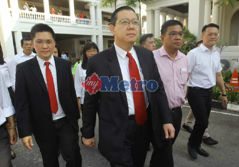 Lim hadir ke Mahkamah Tinggi Pulau Pinang pada hari kedua perbicaraan kes rasuahnya. FOTO Danial Saad