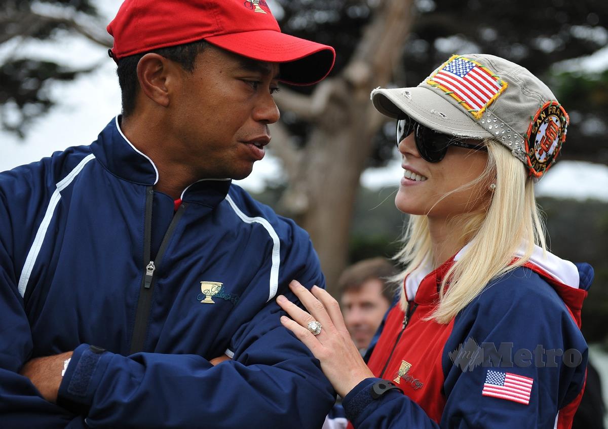 Tiger Woods dan Elin Nordegren. 