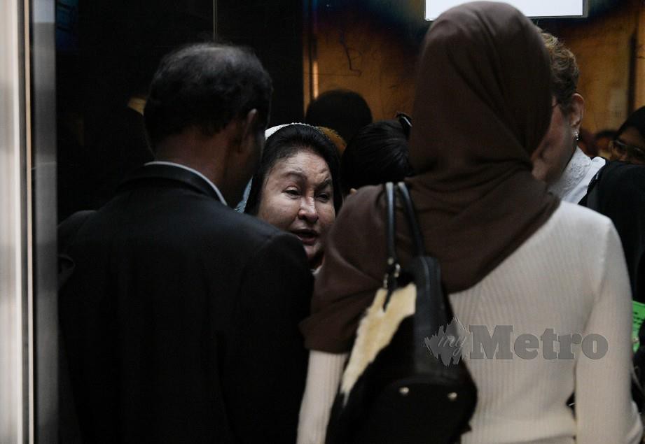 ISTERI bekas Perdana Menteri Datin Seri Rosmah Mansor selepas selesai prosiding. FOTO BERNAMA