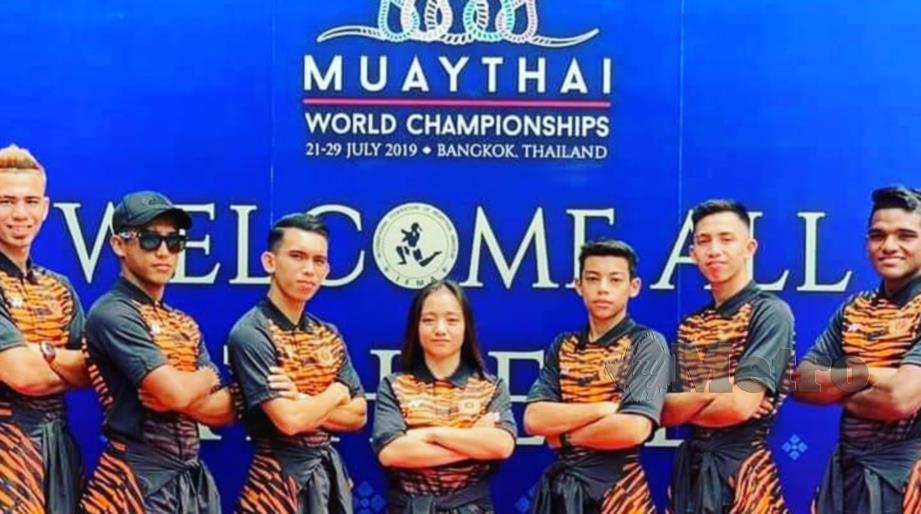 ATLET Muay Thai negara ketika mengikuti kejohanan di Thailand, baru-baru ini.