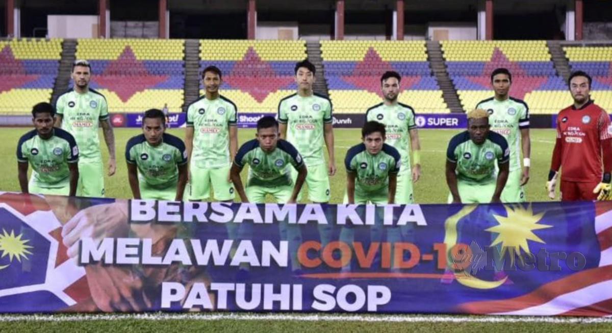 PEMAIN Melaka United dituntut raih tiga mata berdepan KL City di Stadium Hang Jebat, Paya Rumput malam esok. FOTO NAZRI ABU BAKAR