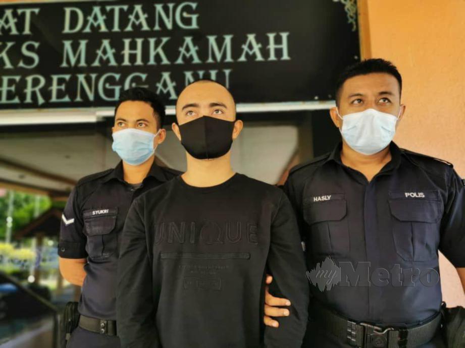  MOHD Alif Usman dihadapkan ke Mahkamah Majistret Kuala Terengganu atas pertuduhan melakukan ugutan dan kekerasan jenayah terhadap bapa mentuanya. FOTO Zatul Iffah Zolkiply
