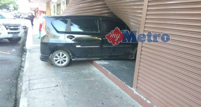 Hidup enjin terus 'masuk' kedai  Harian Metro