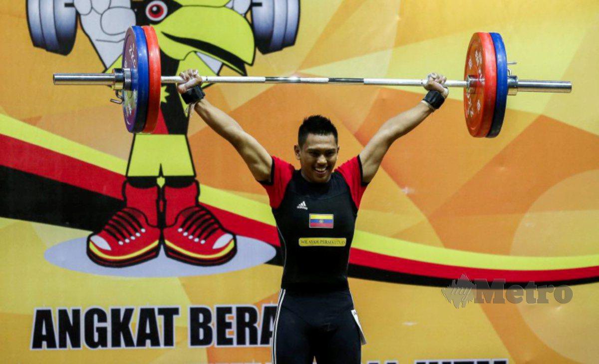 Atlet angkat berat, Muhammad Erry Hidayat. FOTO File NSTP