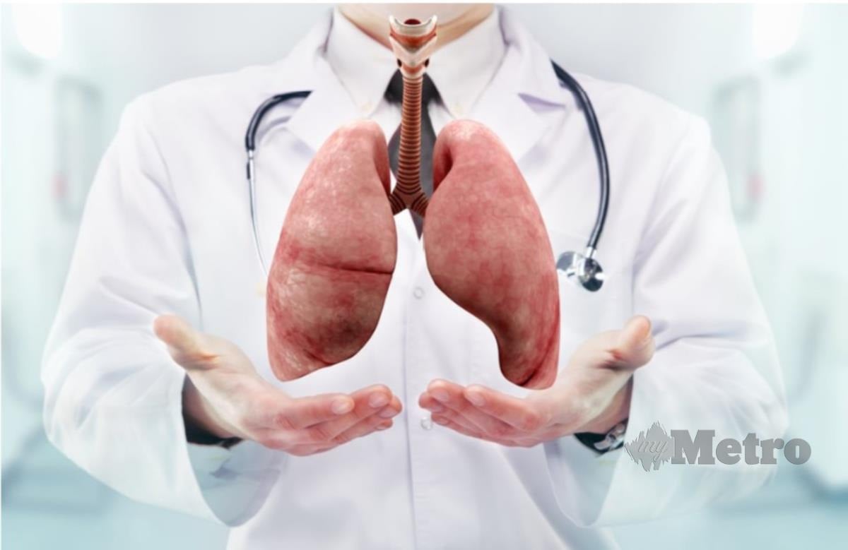PEROKOK lebih 10 tahun adalah golongan paling berisiko alami penyakit sekatan pulmonari kronik.