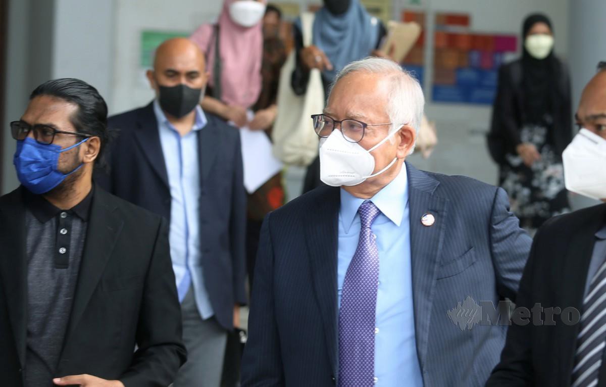 Najib hadir ke Mahkamah Tinggi Kuala Lumpur bagi mendengar perbicaraan kes rasuah 1MDB. FOTO ROHANIS SHUKRI.