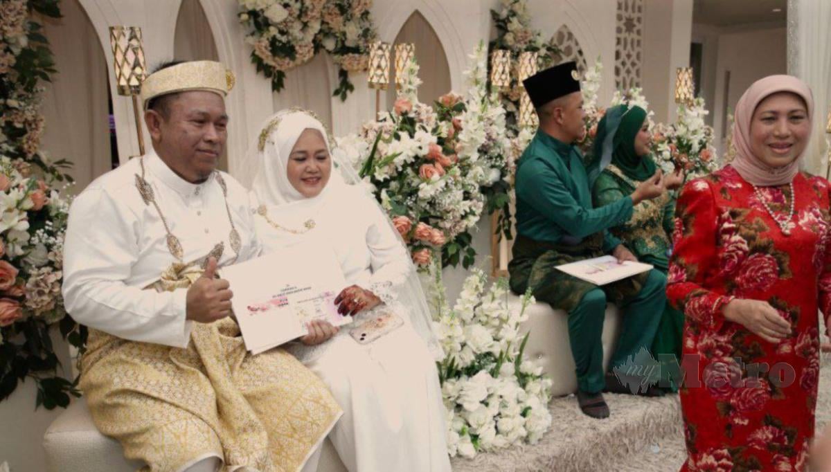 Nancy Shukri, menghadiri Program Akad Semarak Ummah 2023, seramai 30 pasangan Berkahwin beramai-ramai, di Masjid Darul Hana, Petra Jaya Kuching. FOTO NADIM BOKHARI