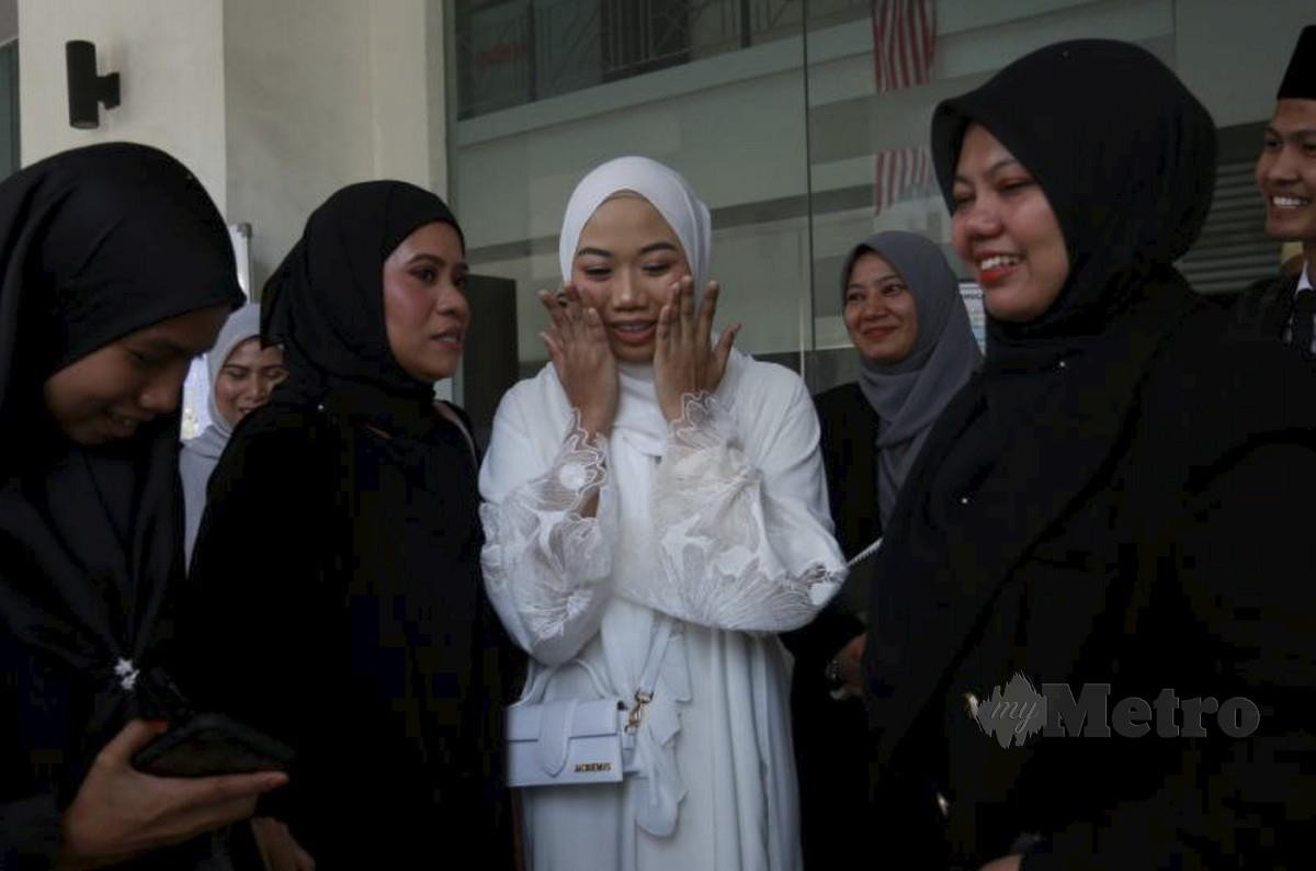 Nurul Shuhada hadir di Mahkamah Syariah Shah Alam. FOTOGenes Gulitah