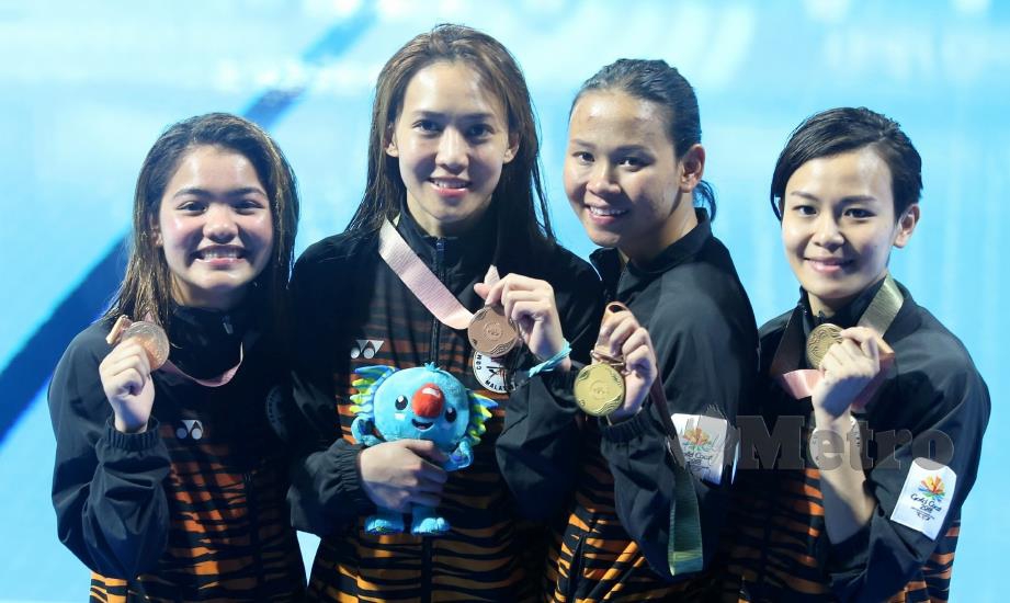 PENERJUN wanita negara menjalani latihan di Wuhan untuk menghadapi Kejohanan Dunia di Gwangju, Korea. 