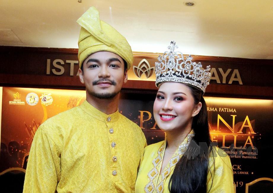 JANNA Nick (kanan) bersama Syafiq Kyle (kiri) beri komitmen untuk pementasan semula Teater Melayu - Pawana Isabella. FOTO Mahzir Mat Isa